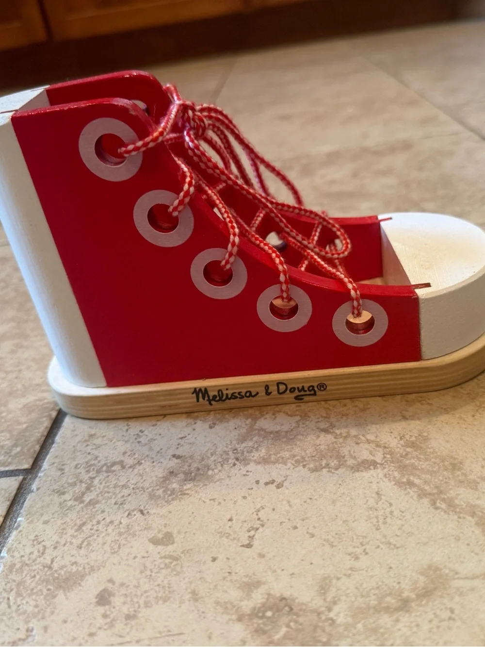 Melissa & Doug Red and Yellow Lacing Shoe Instruction Card
